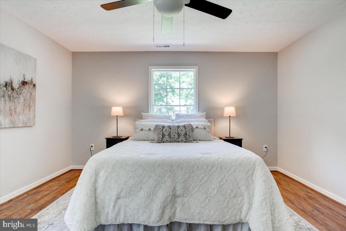 LAKE LAND OR - Residential