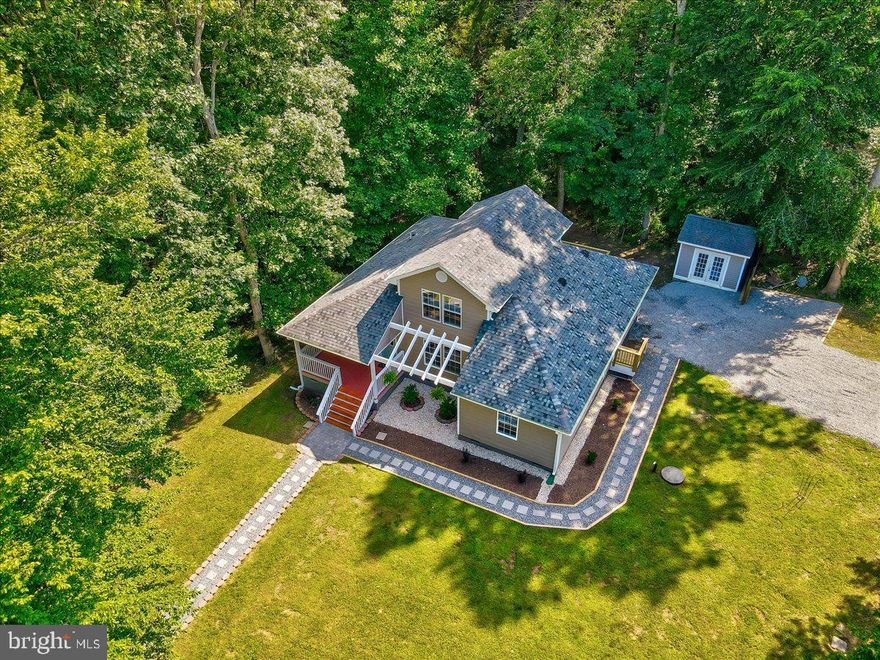 Beautiful renovation on a private half acre, cul-de-sac lot.  Primary bedroom plus 2 other bedrooms on the main floor and the fourth bedroom upstairs. Two full baths plus a half bath on main floor.  Lake Land Or offers so many amenities. There are 2 lakes for boating, fishing, and swimming. There are also 2 club houses, swimming pool, tennis courts, pavilions, community beach, 24 hour gym, dog park, archery, skeet range, and campground. Feel secure with 24 hour staffed community entrance gate. Owner/Agent