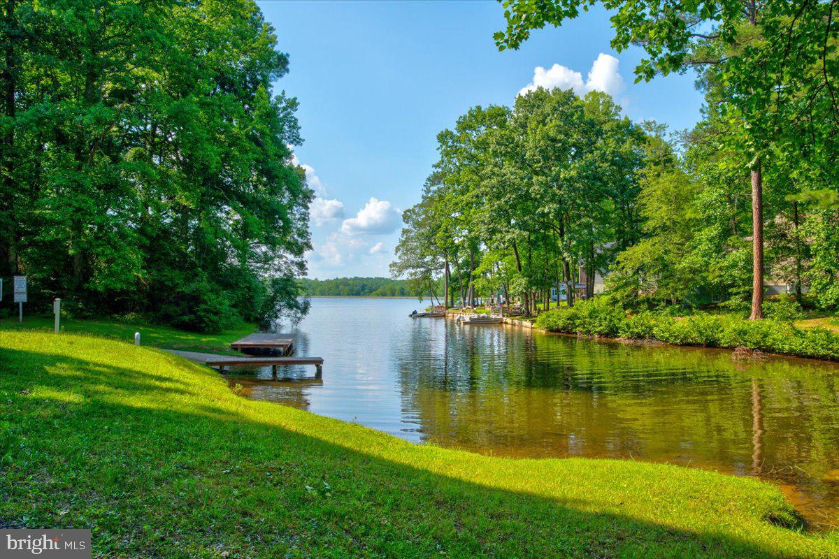 LAKE LAND OR - Residential