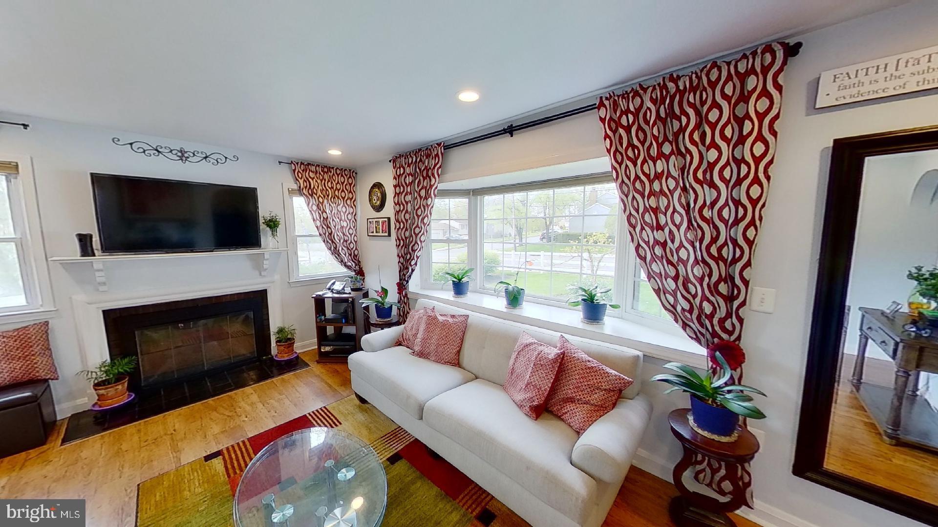 PERRY HALL - Residential