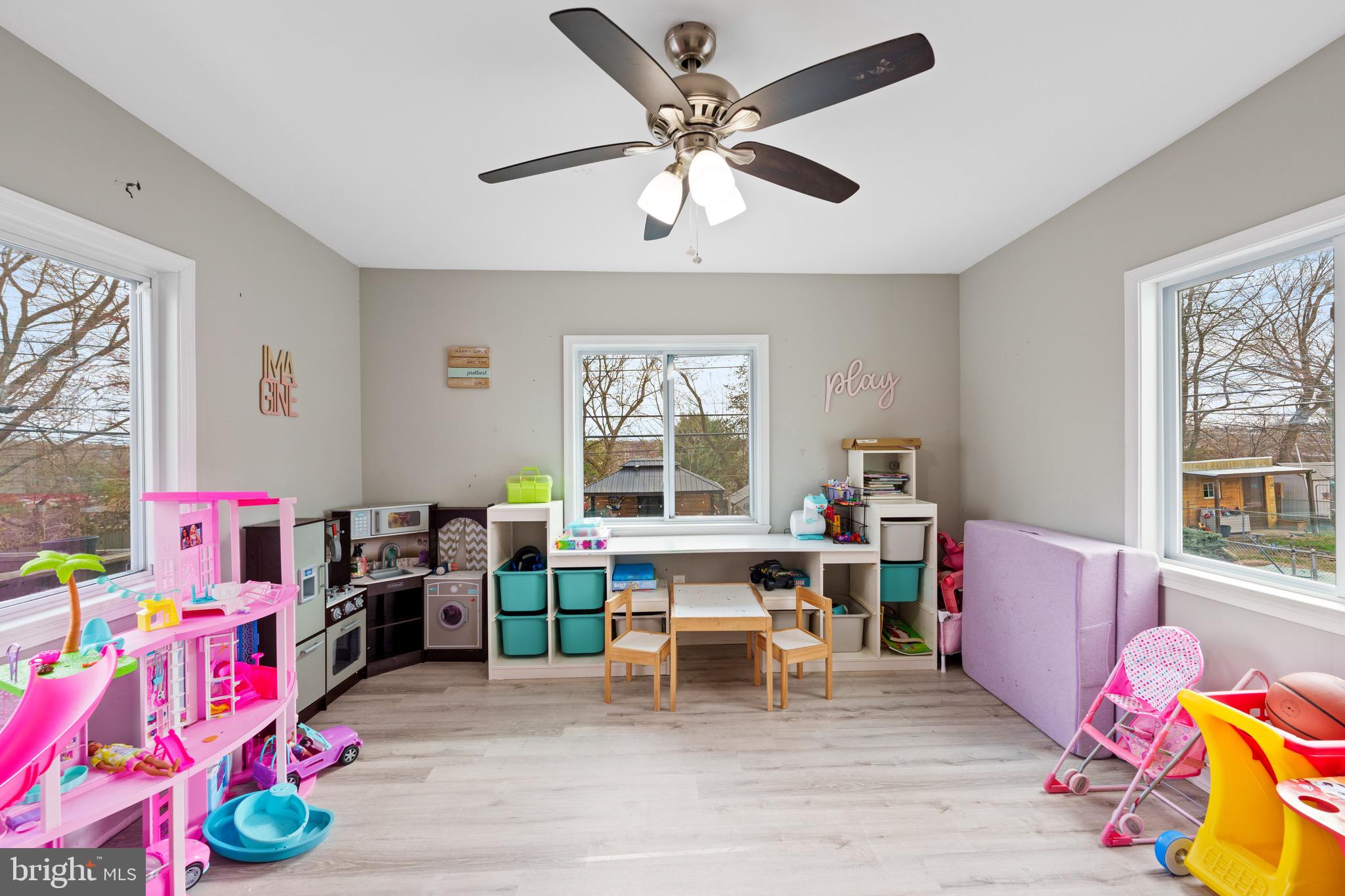 MORRELL PARK - Residential