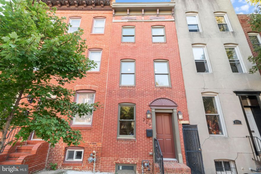 Gorgeous 3-bedroom, 3-bathroom brick townhome in Upper Fells Point. This 3-level home with a rooftop deck is within walking distance from Fells Point's attractions, bars and restaurants! Also a short walk to Johns Hopkins Medical Center, Patterson Park, and Baltimore's beautiful promenade. The home features hardwood floors, recessed lighting, a beautiful kitchen with white cabinets, black granite countertops, stainless steel appliances, and access to a spacious rear patio. All bedrooms have hardwood floors, are spacious, receive plenty of natural light, and offer ample closet space and luxurious bathrooms. The rooftop deck provides stunning panoramic views of the water and Baltimore's skyline. Quick access to I-83 and I-95, and short drive to Baltimore Downtown!