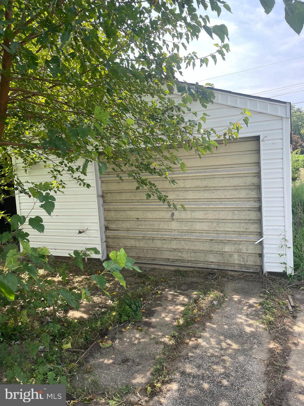 GRAY MANOR - Residential