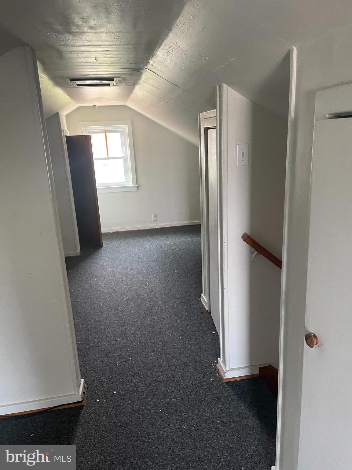 GRAY MANOR - Residential