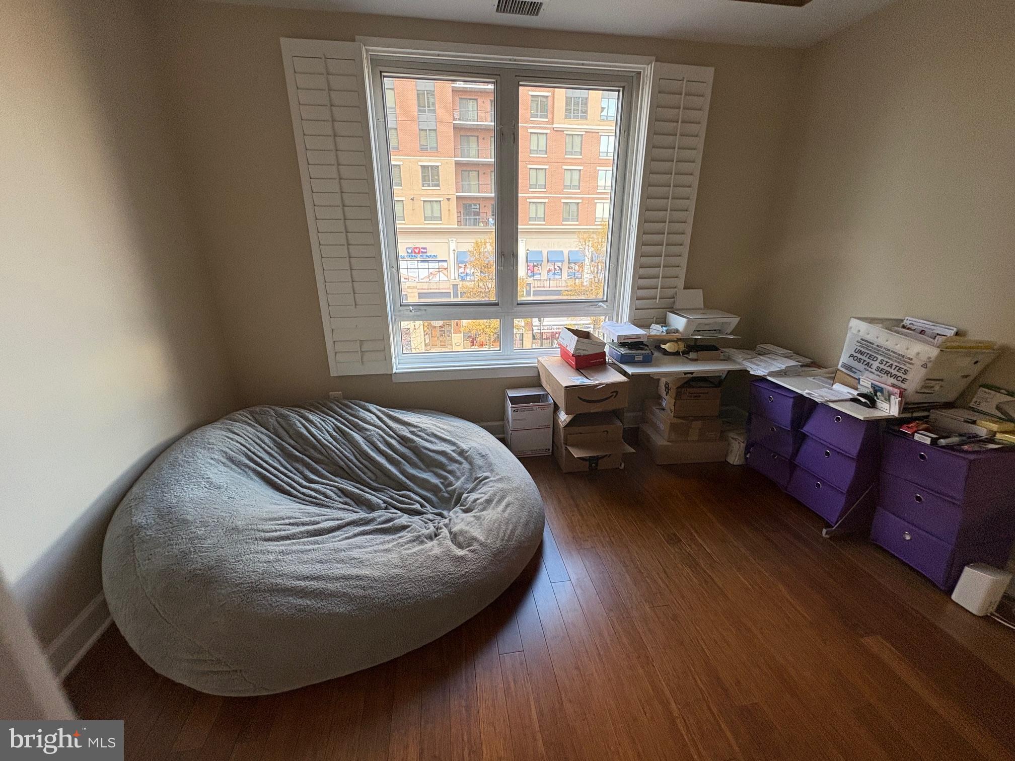 GRANDVIEW AT ANNAPOLIS TOWNE CENTRE - Residential Lease