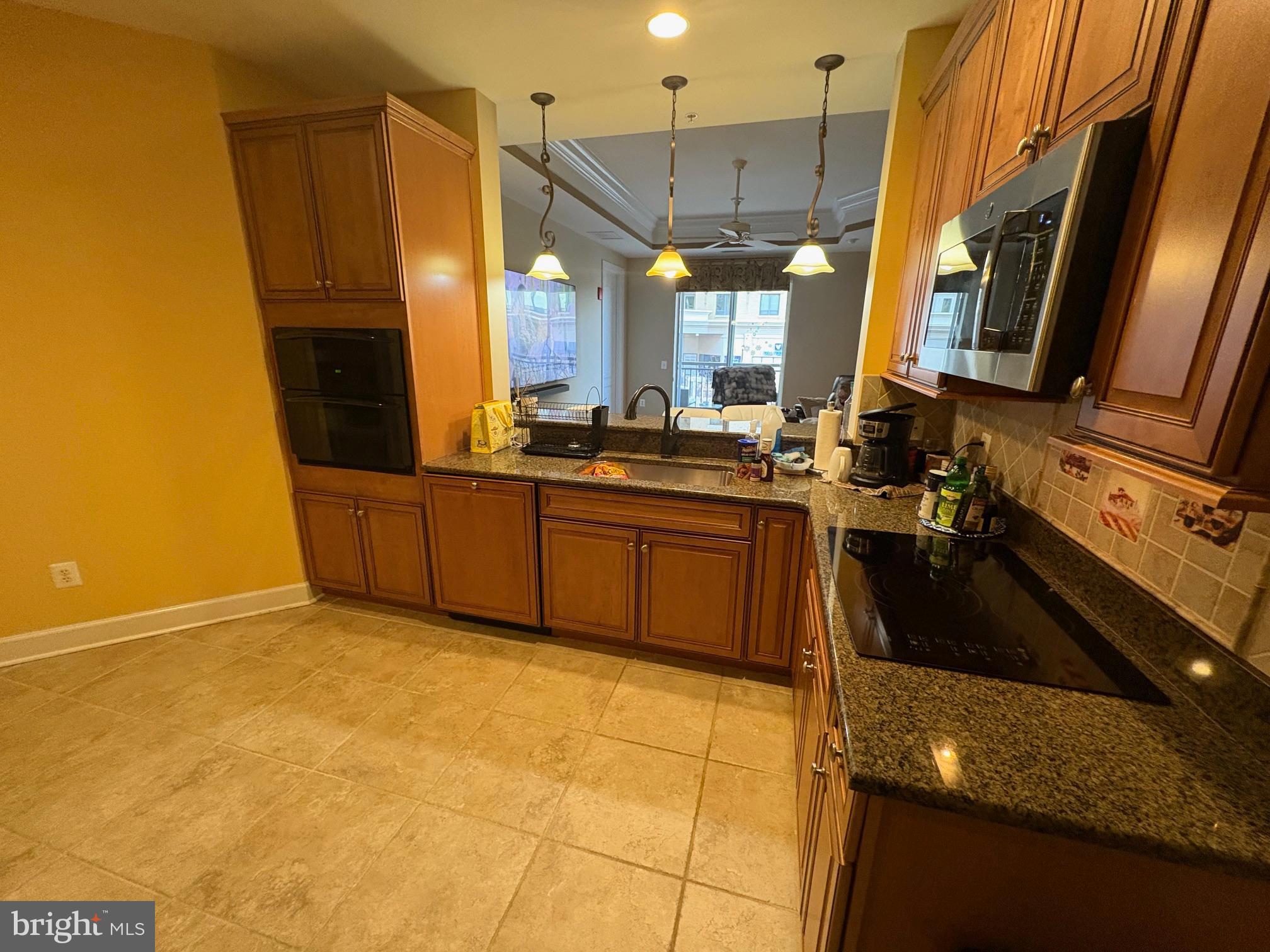 GRANDVIEW AT ANNAPOLIS TOWNE CENTRE - Residential Lease