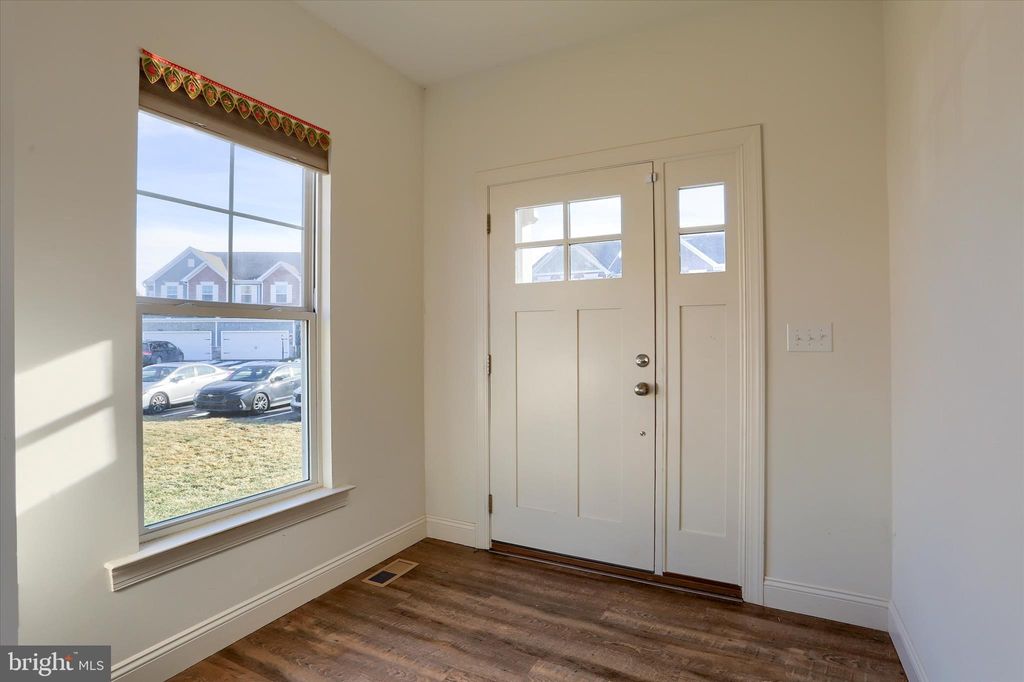 Photo of 36 Simon Ct, MECHANICSBURG, PA 17050 (MLS # PACB2050174)