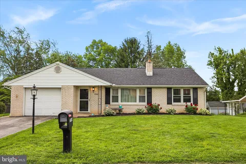 MLS: PAYK2103156