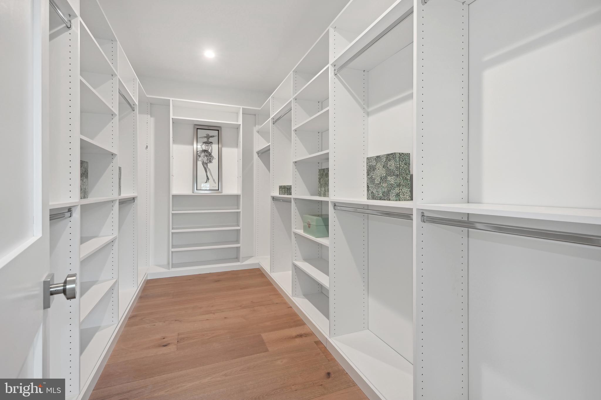 HANSBOROUGH - Residential