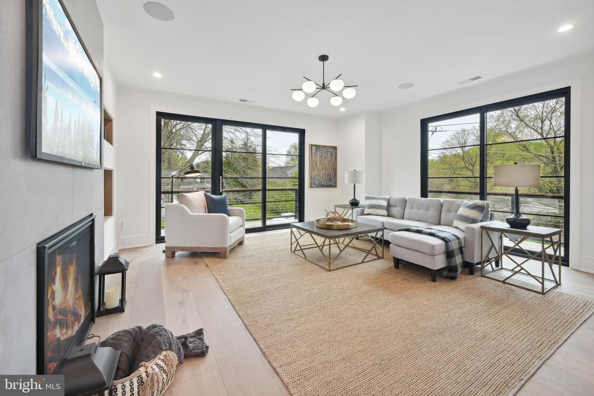 HANSBOROUGH - Residential