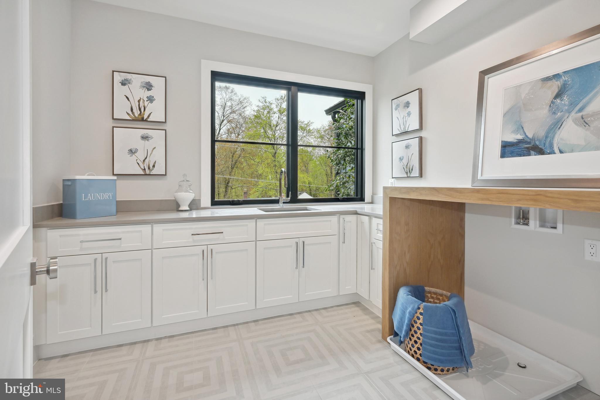 HANSBOROUGH - Residential