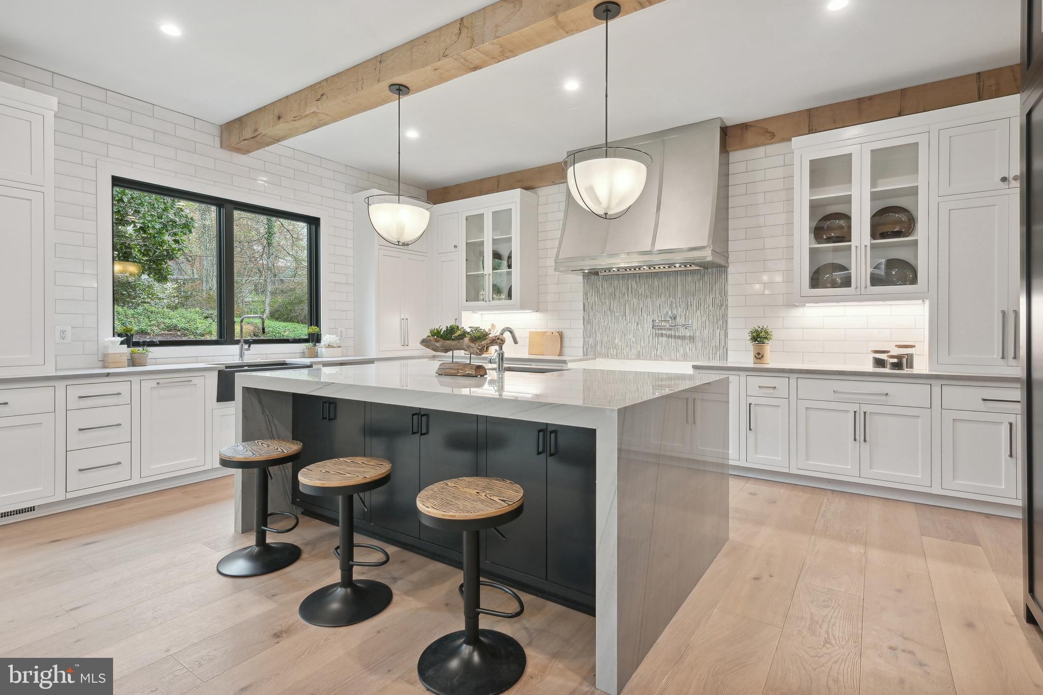 HANSBOROUGH - Residential