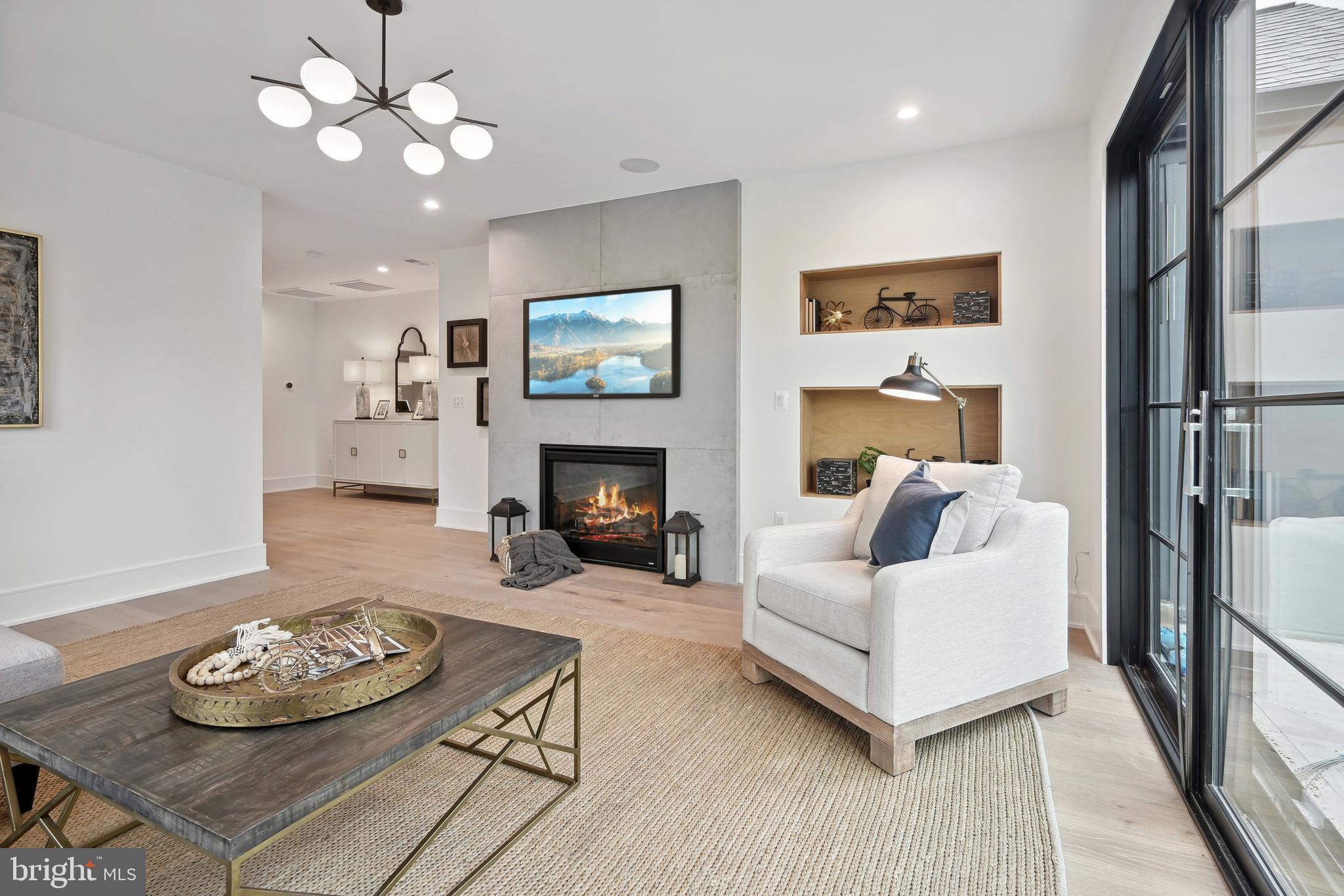 HANSBOROUGH - Residential