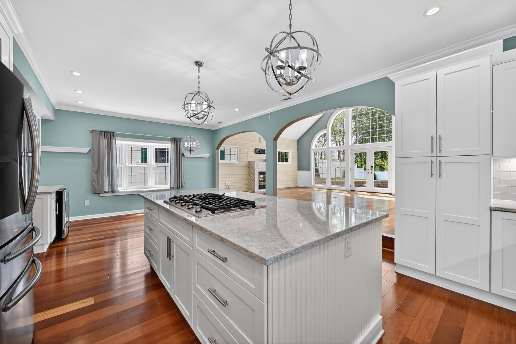 LOCH HAVEN - Residential