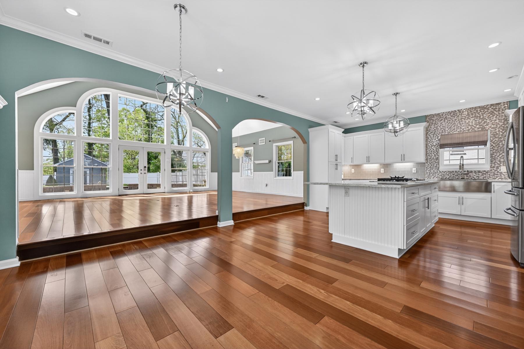 LOCH HAVEN - Residential