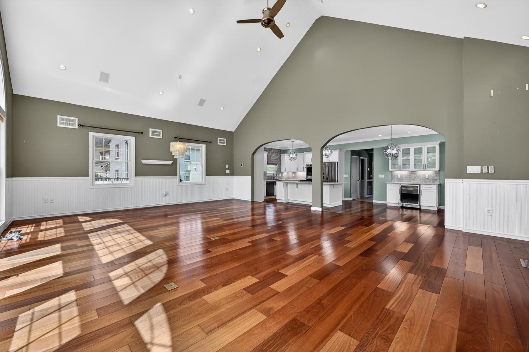 LOCH HAVEN - Residential