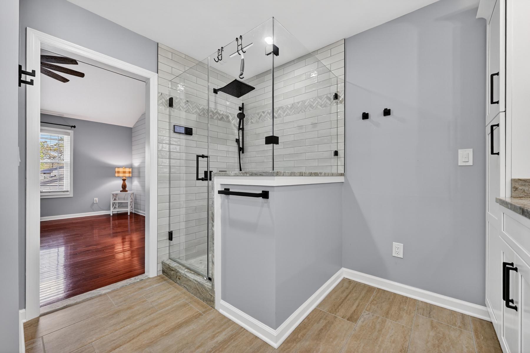 LOCH HAVEN - Residential