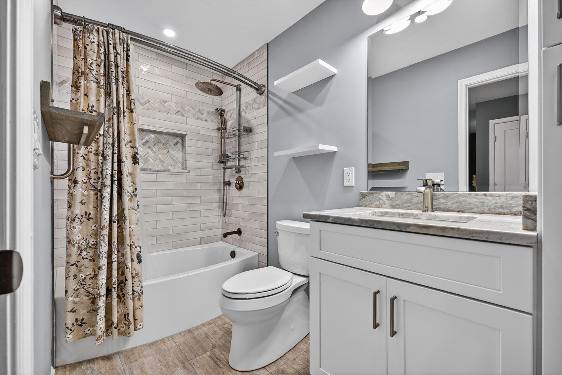 LOCH HAVEN - Residential