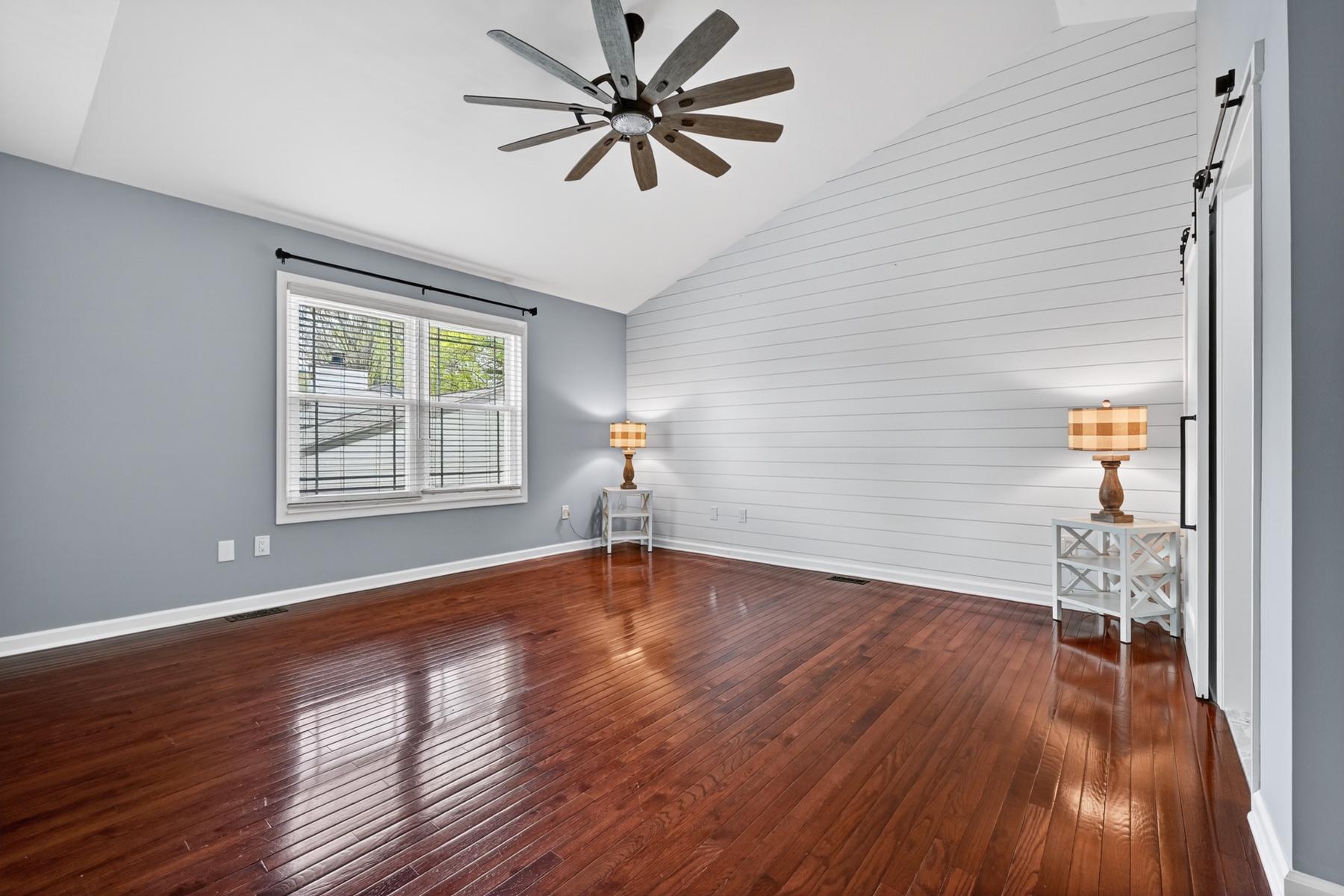 LOCH HAVEN - Residential