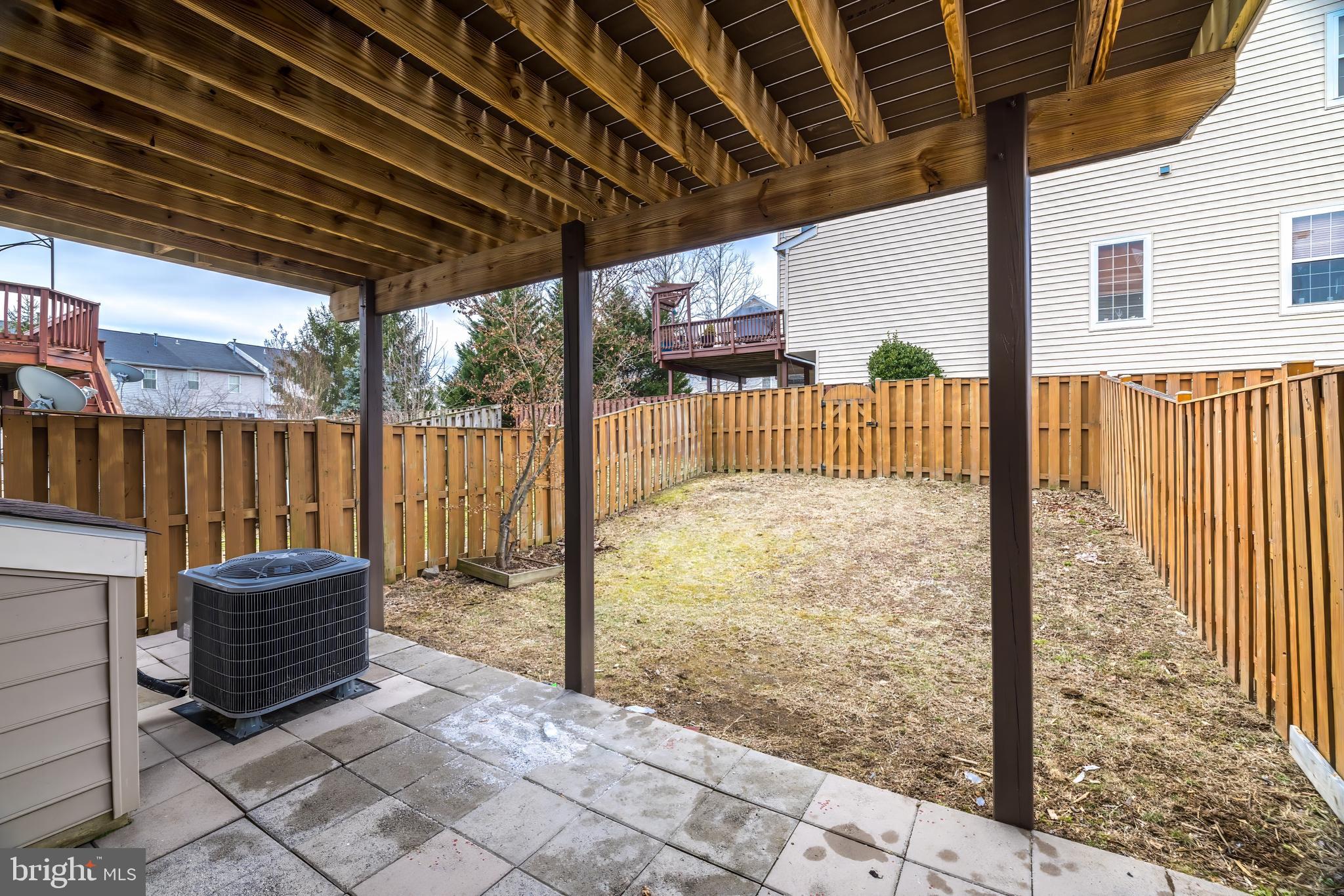 KINCAID FOREST - Residential Lease