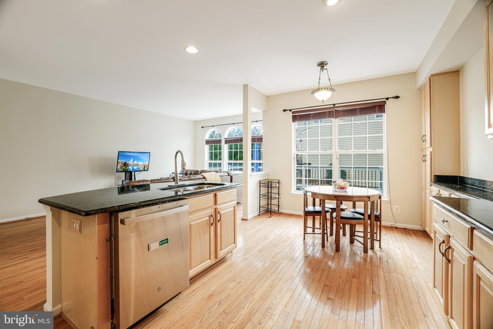 KINCAID FOREST - Residential Lease