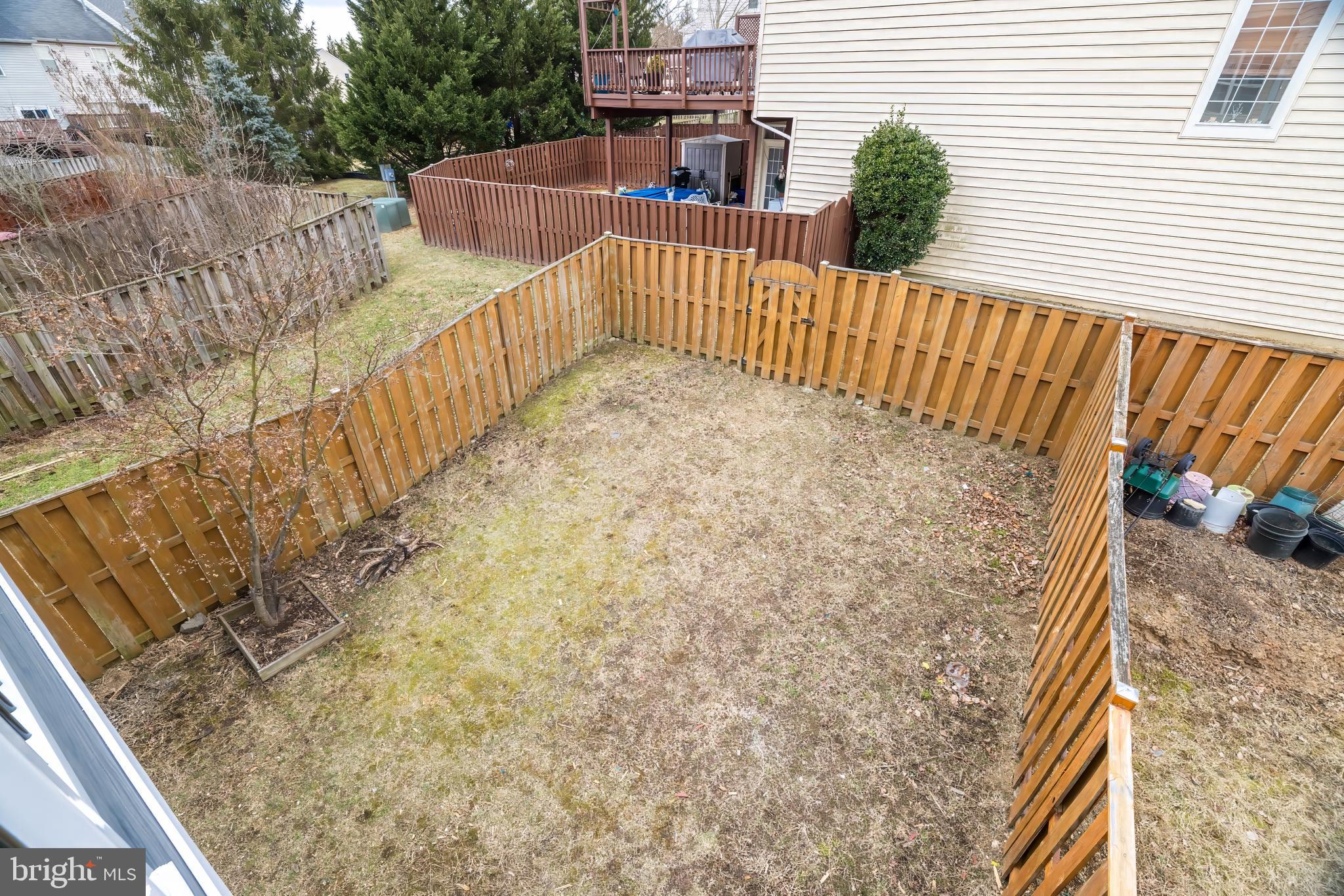 KINCAID FOREST - Residential Lease