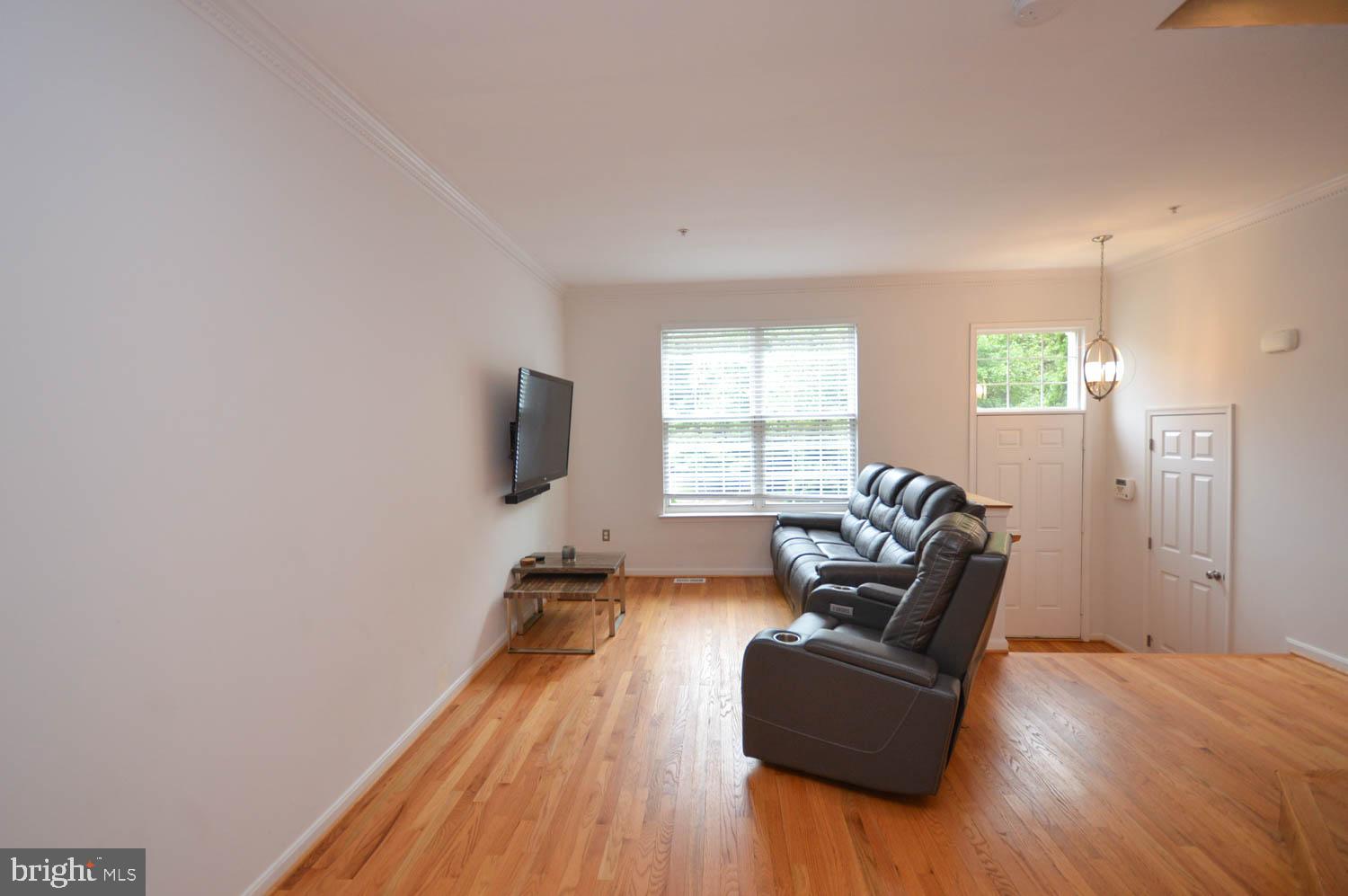 HUNTINGTON RIDGE - Residential