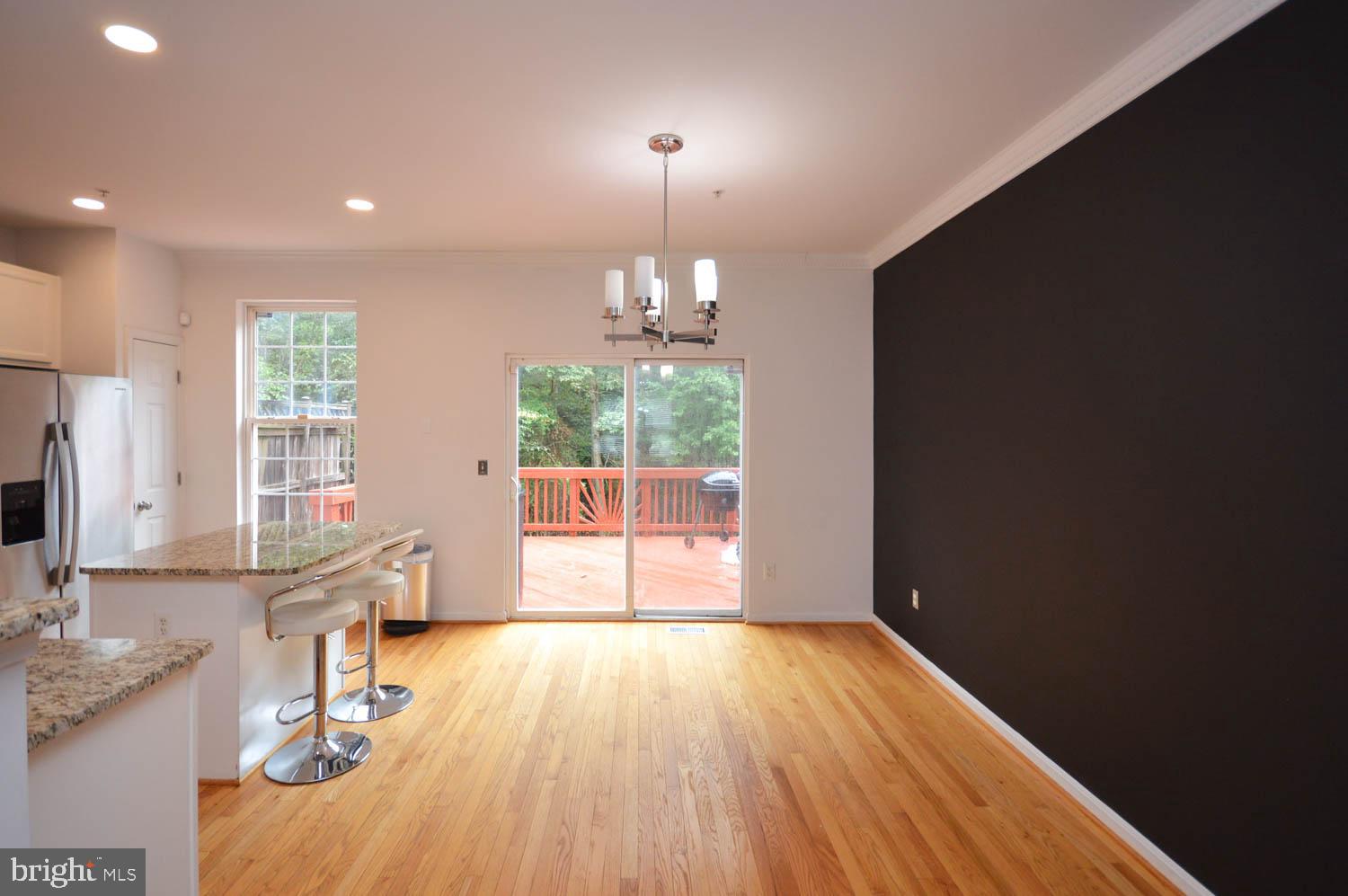 HUNTINGTON RIDGE - Residential