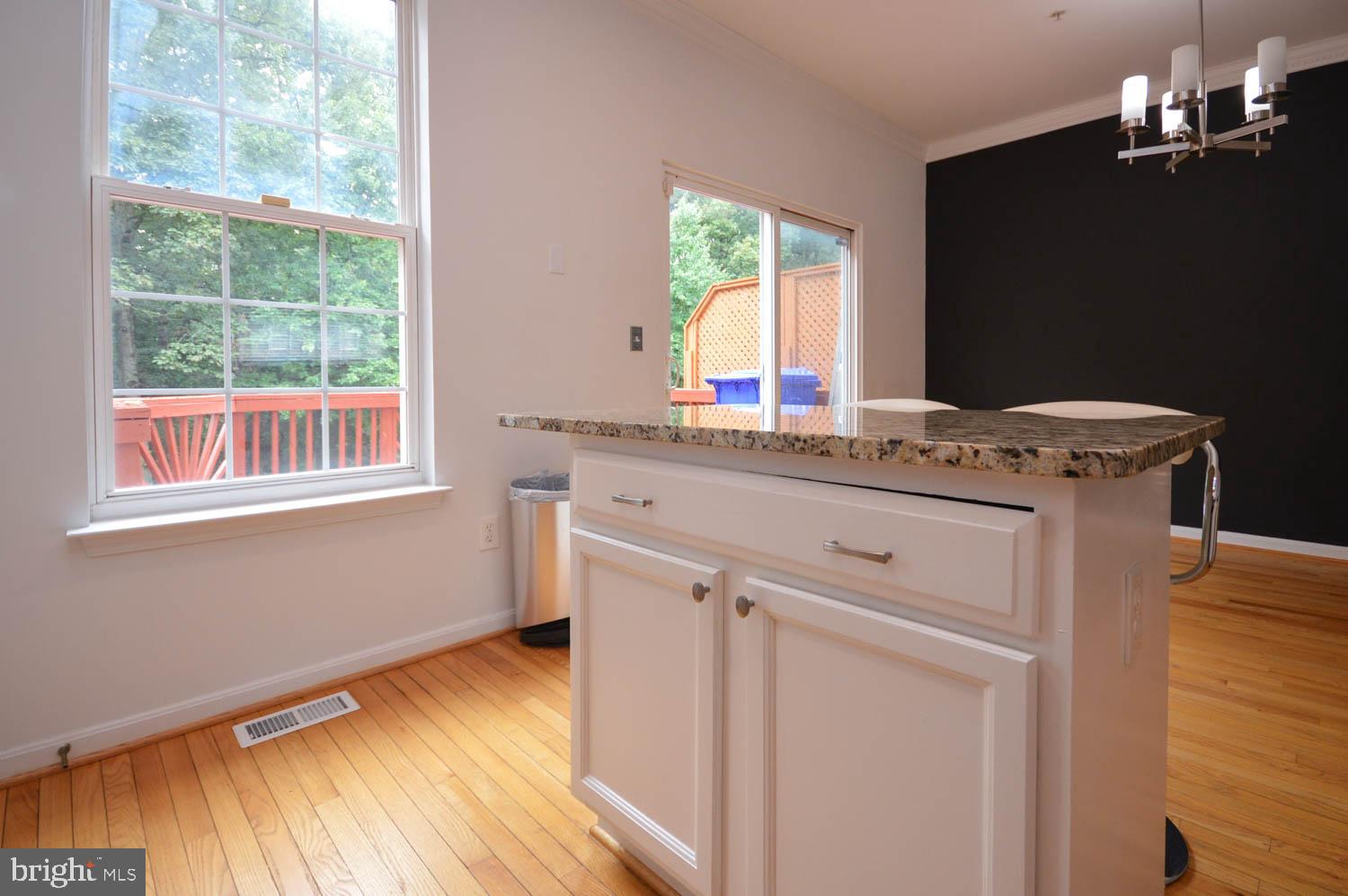 HUNTINGTON RIDGE - Residential