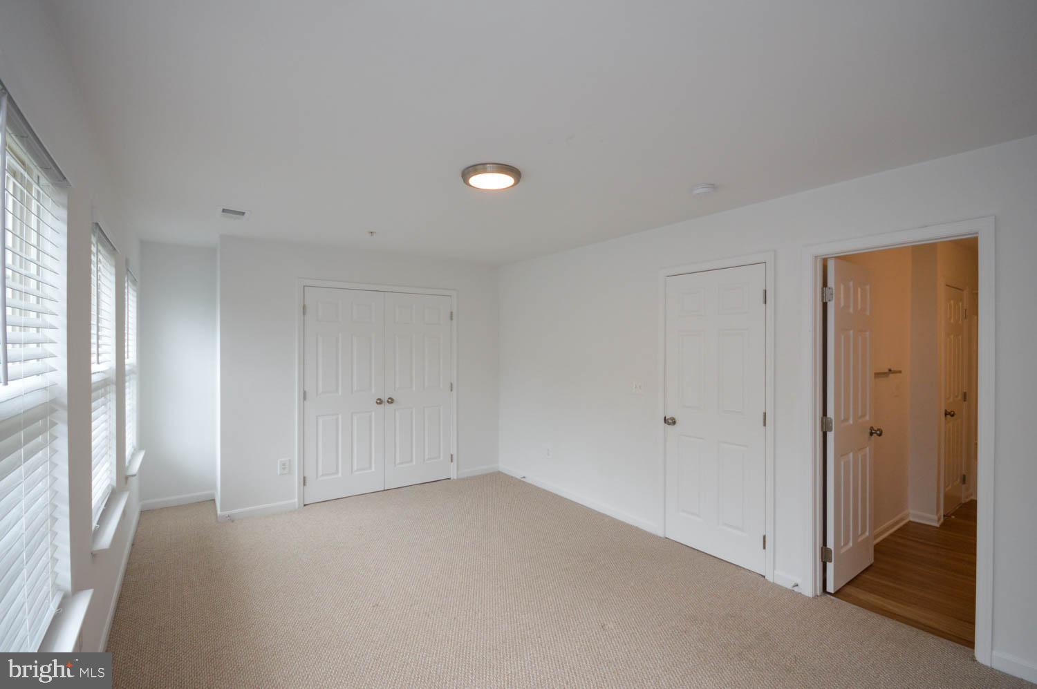 HUNTINGTON RIDGE - Residential