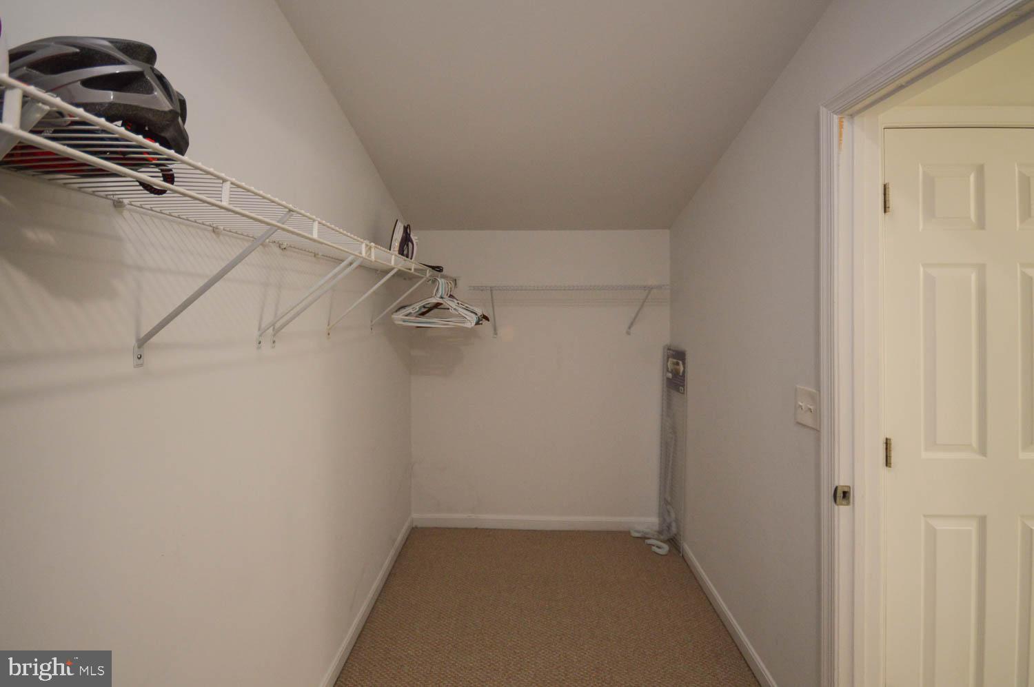 HUNTINGTON RIDGE - Residential