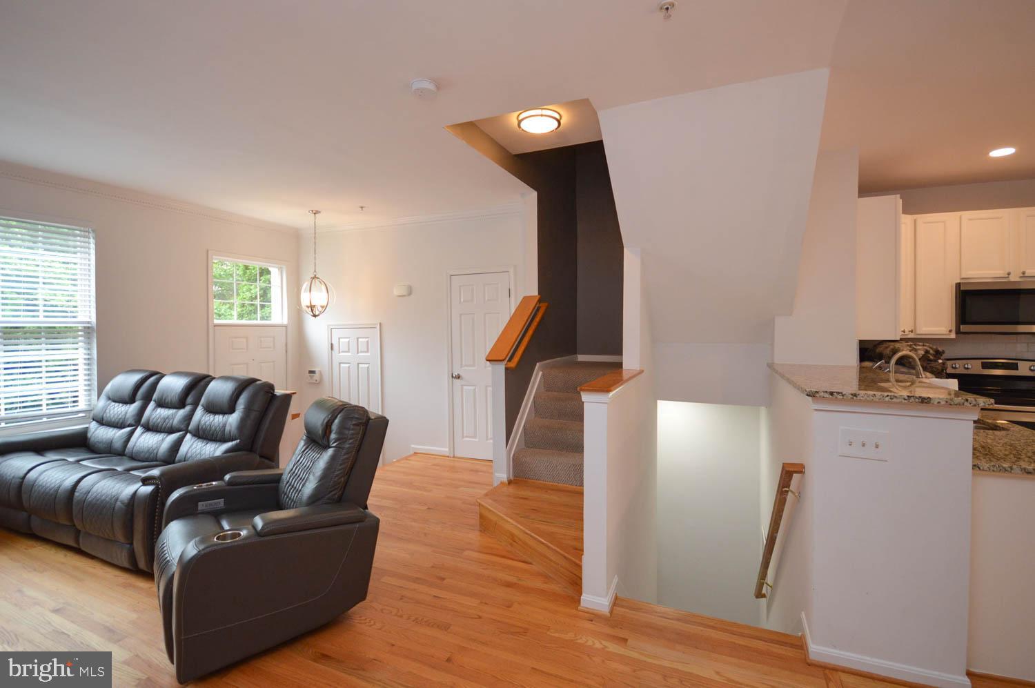 HUNTINGTON RIDGE - Residential