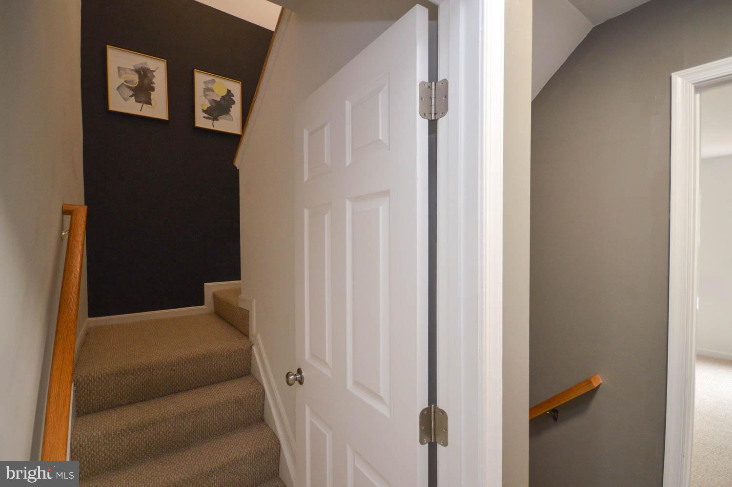 HUNTINGTON RIDGE - Residential