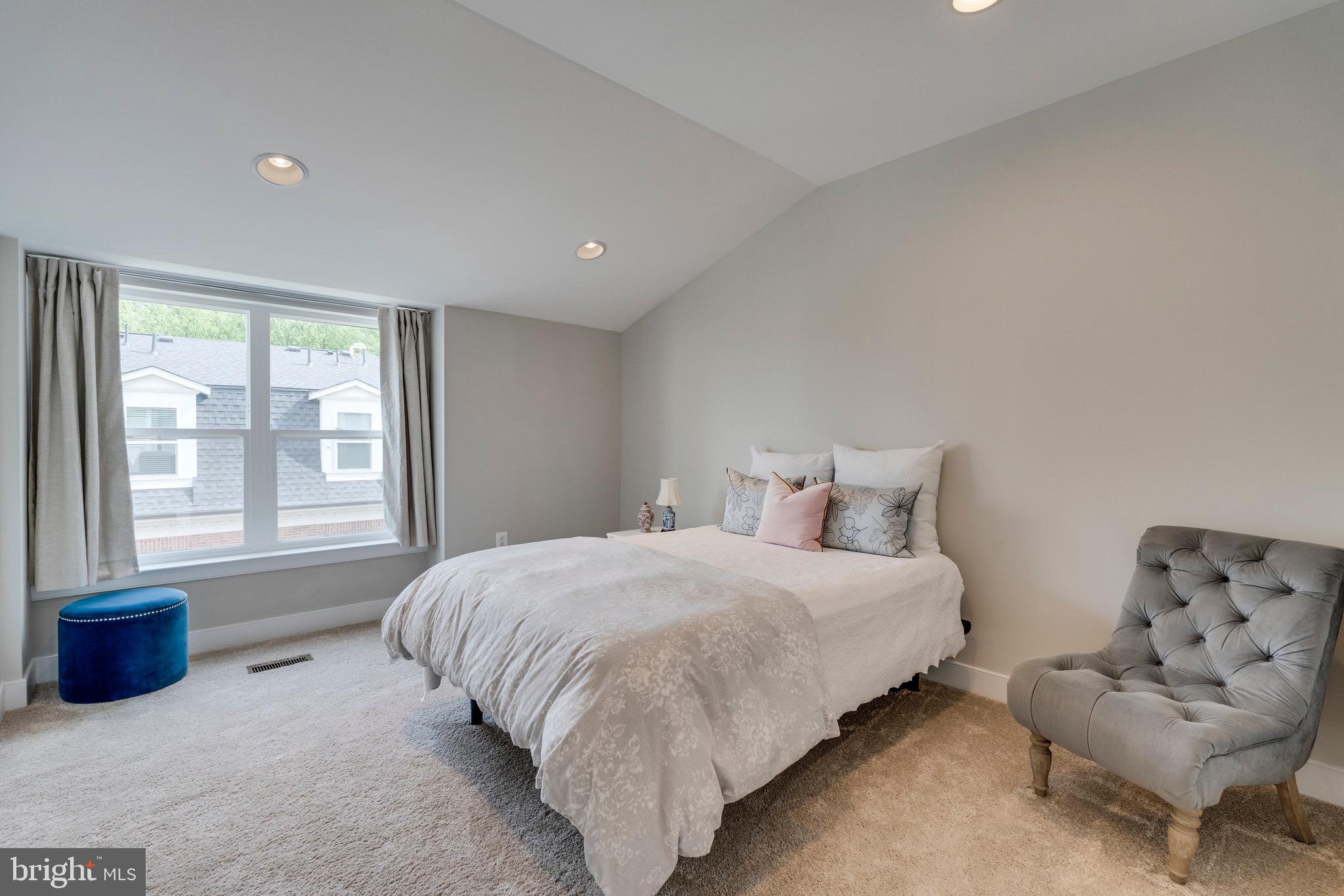 GROSVENOR PARK - Residential