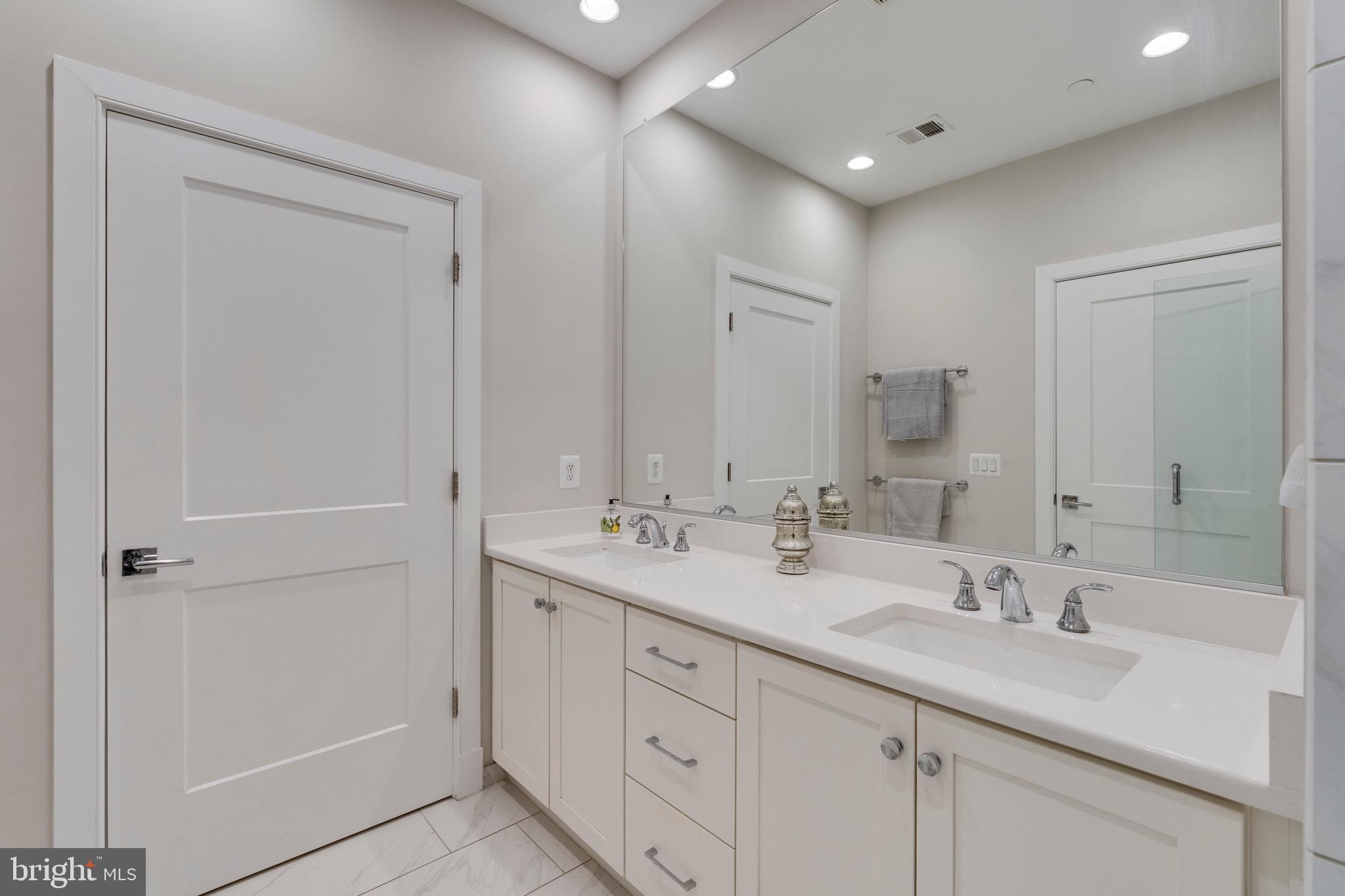 GROSVENOR PARK - Residential