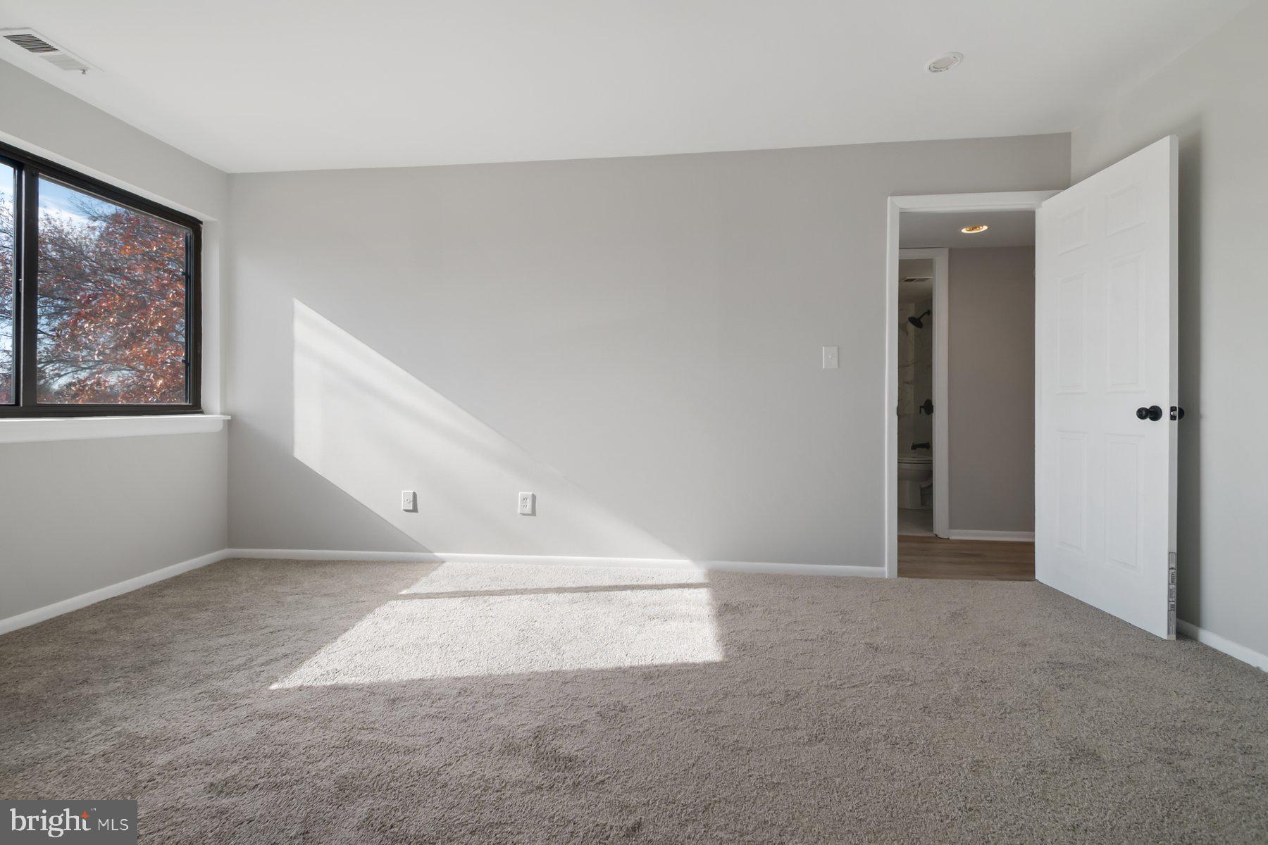 TREOVER CONDOMINIUM - Residential