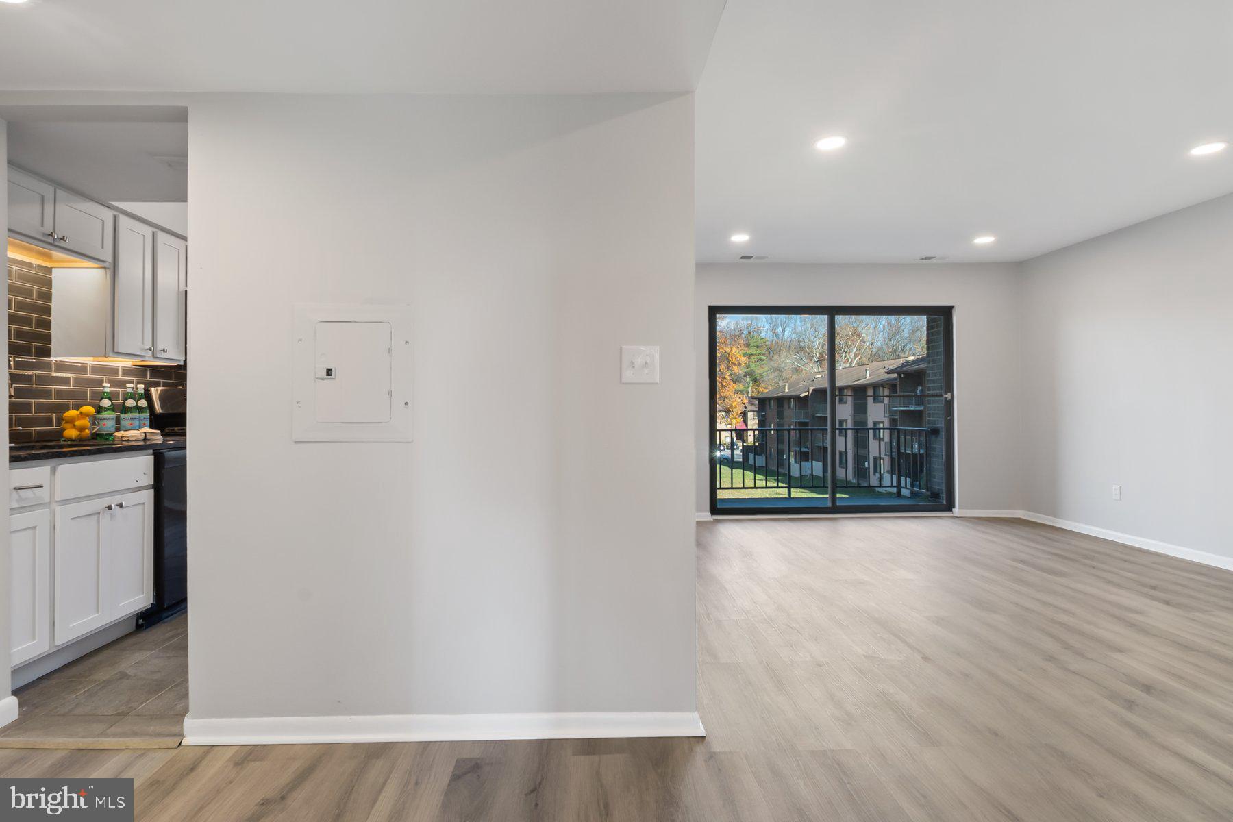 TREOVER CONDOMINIUM - Residential