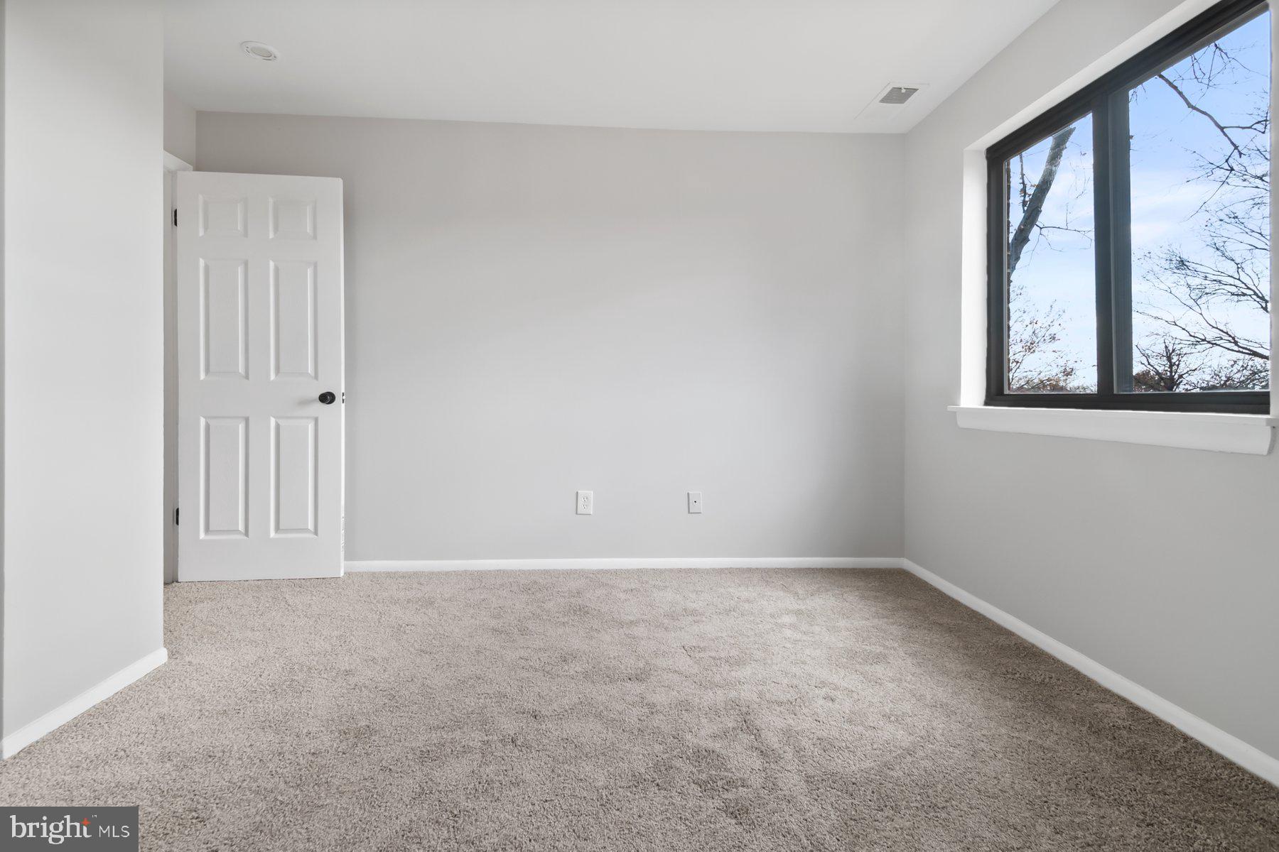 TREOVER CONDOMINIUM - Residential