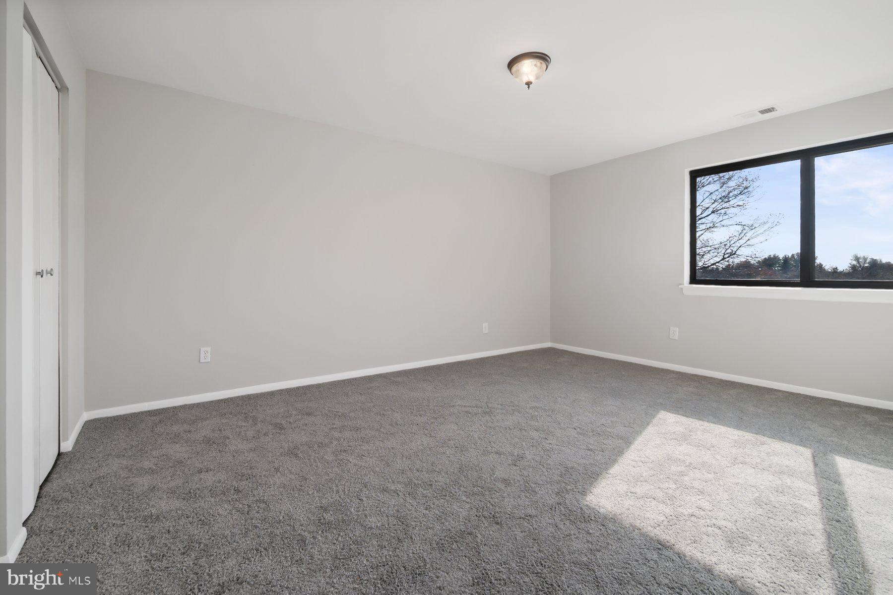 TREOVER CONDOMINIUM - Residential