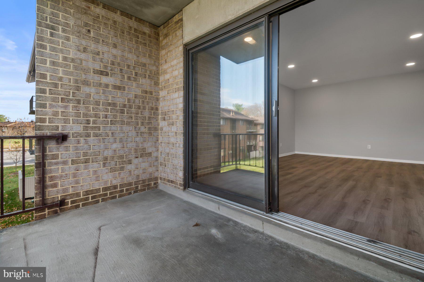 TREOVER CONDOMINIUM - Residential