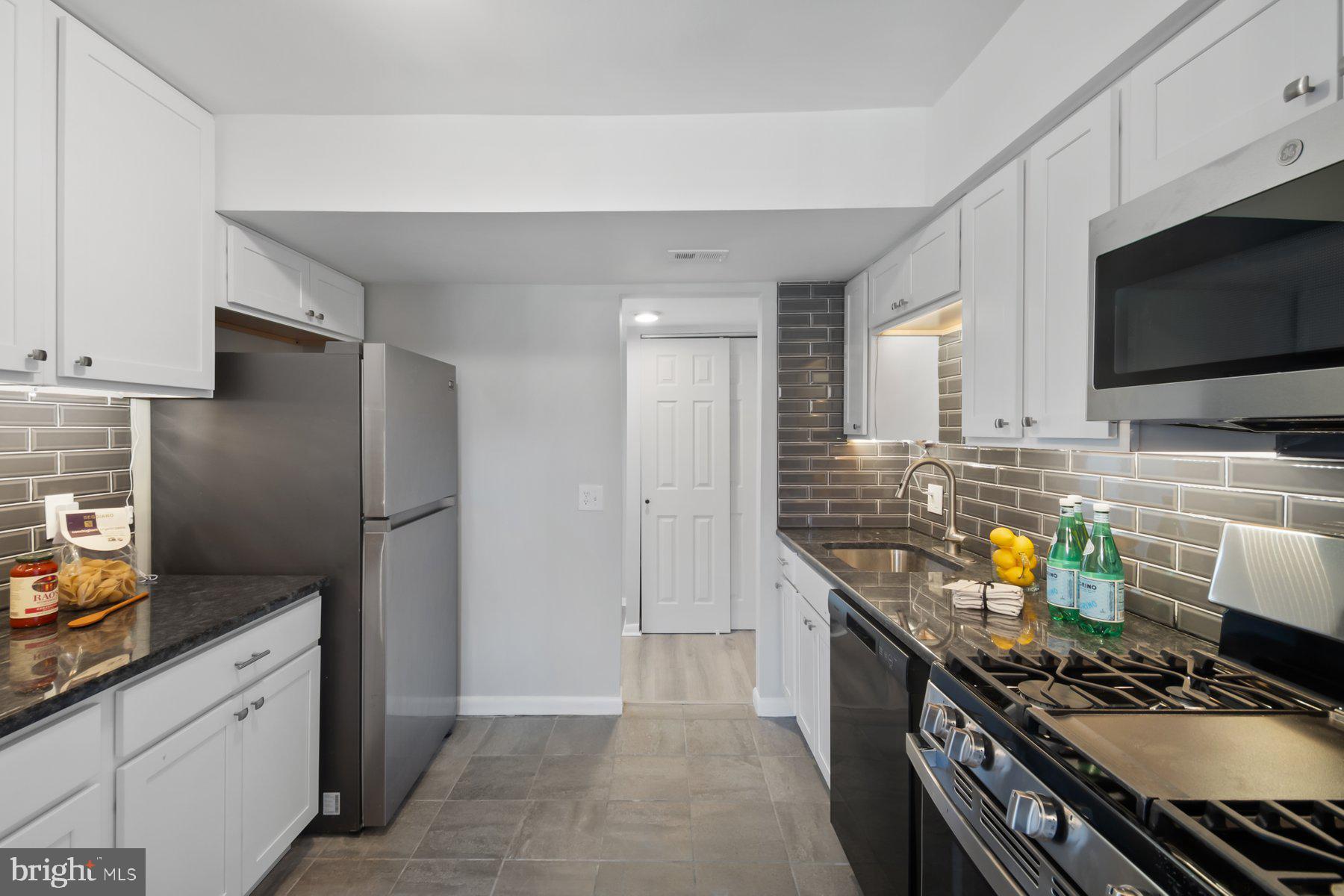 TREOVER CONDOMINIUM - Residential