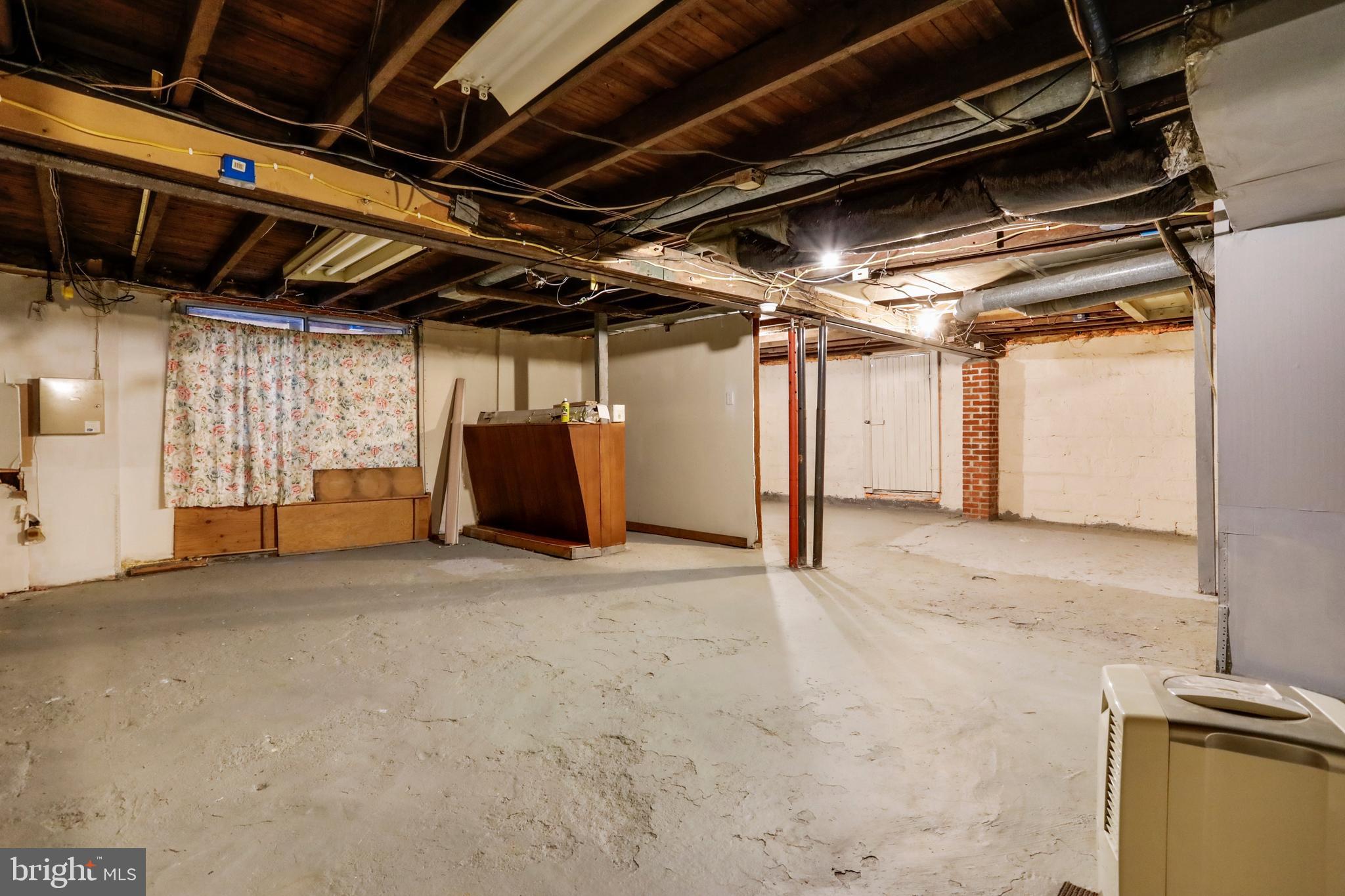 HAGERSTOWN - Residential