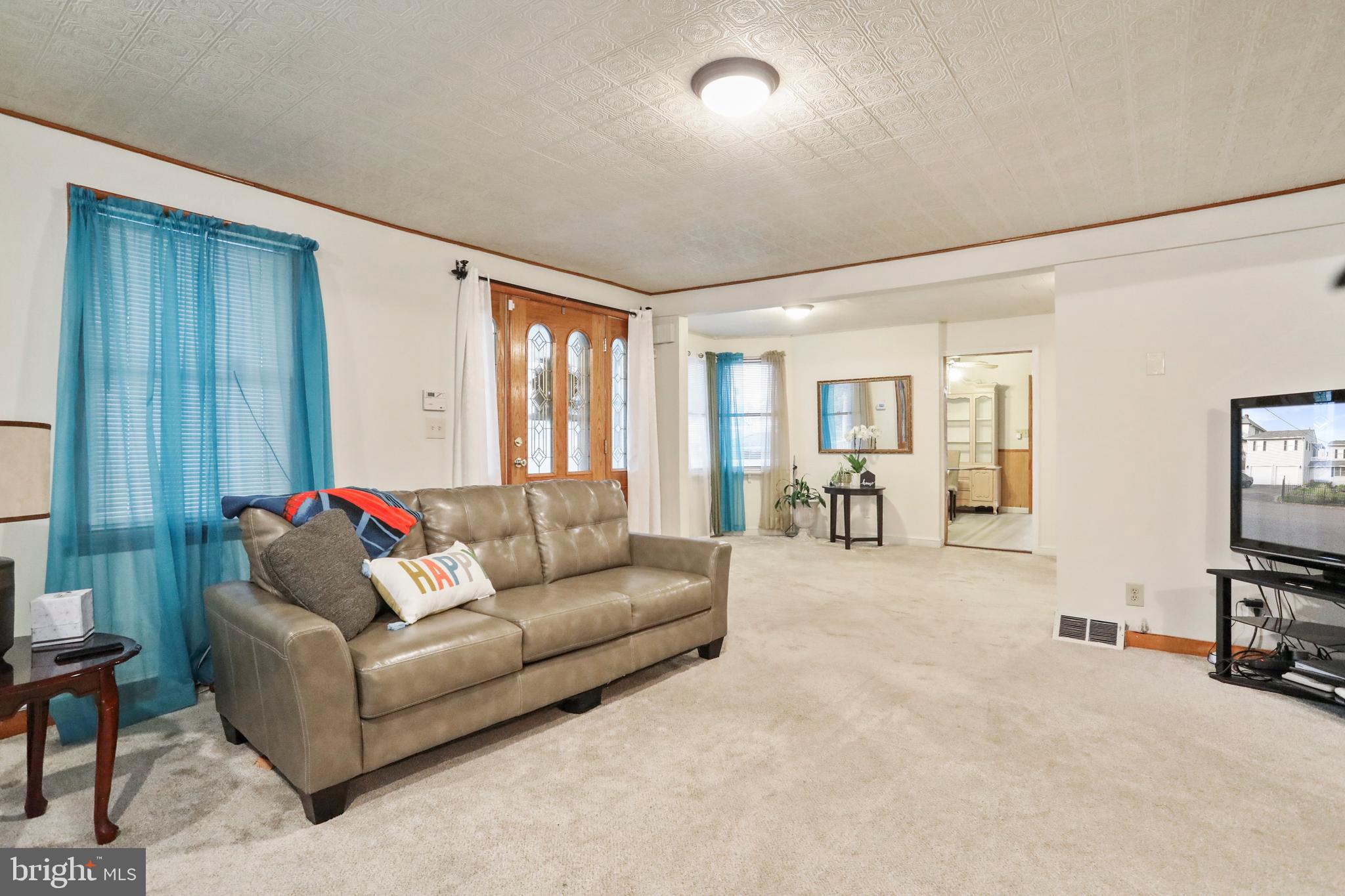 HAGERSTOWN - Residential