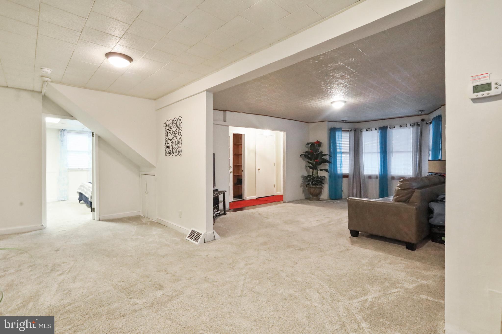 HAGERSTOWN - Residential