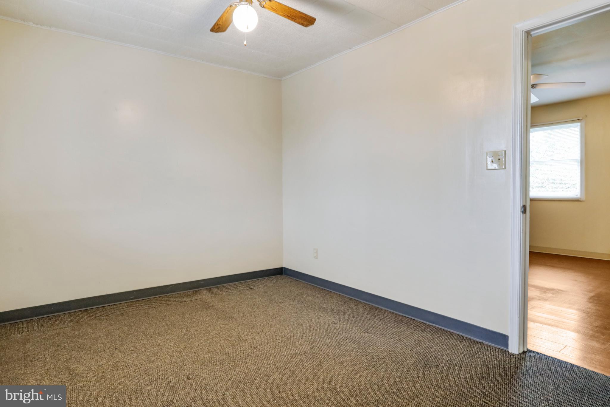 HAGERSTOWN - Residential