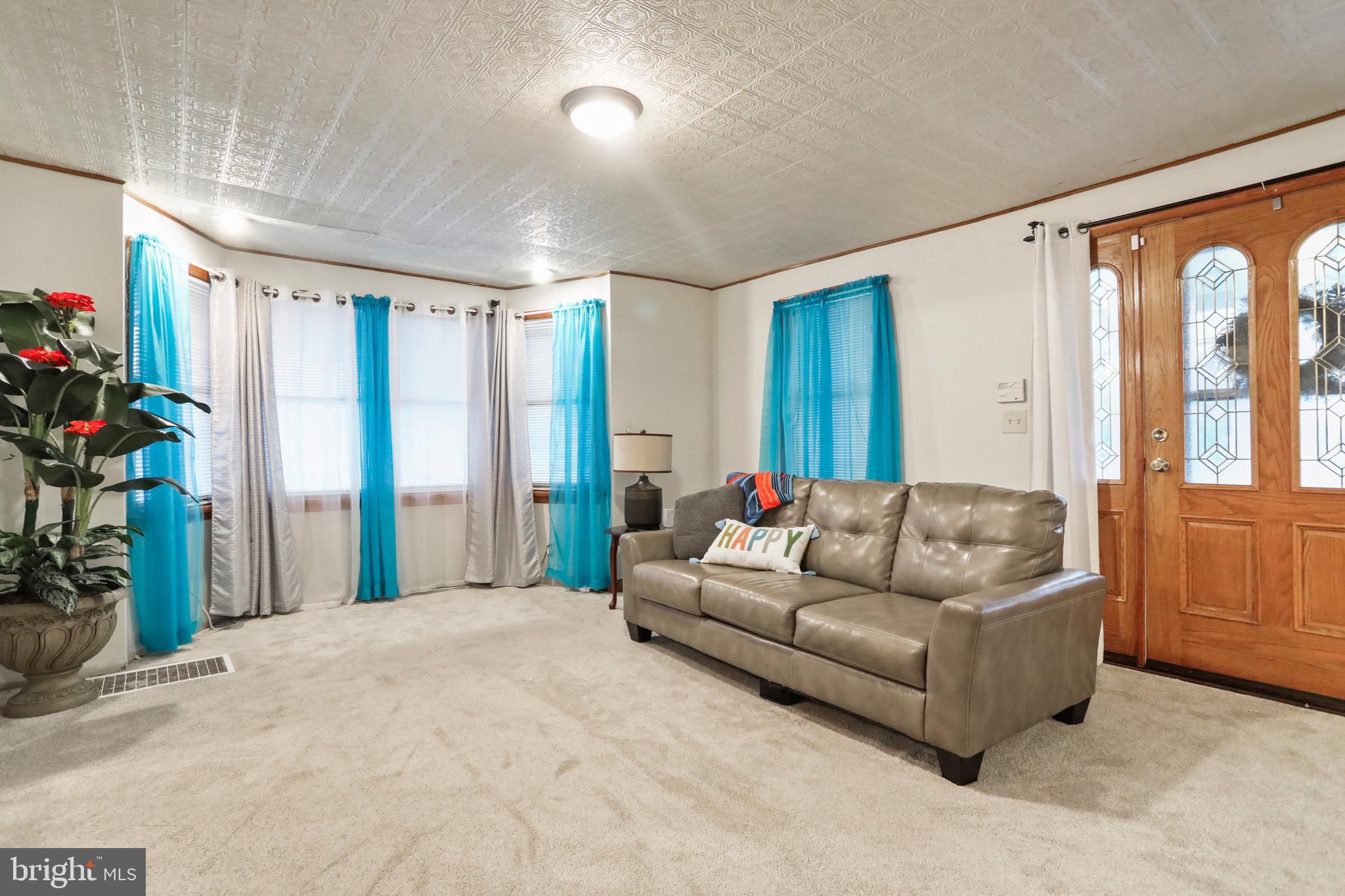 HAGERSTOWN - Residential