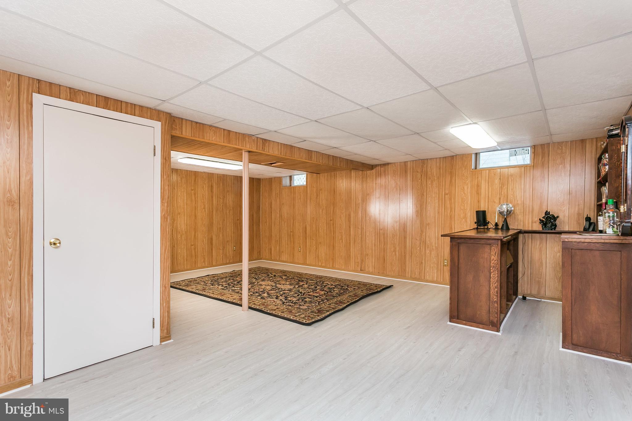 TIMBER GROVE - Residential