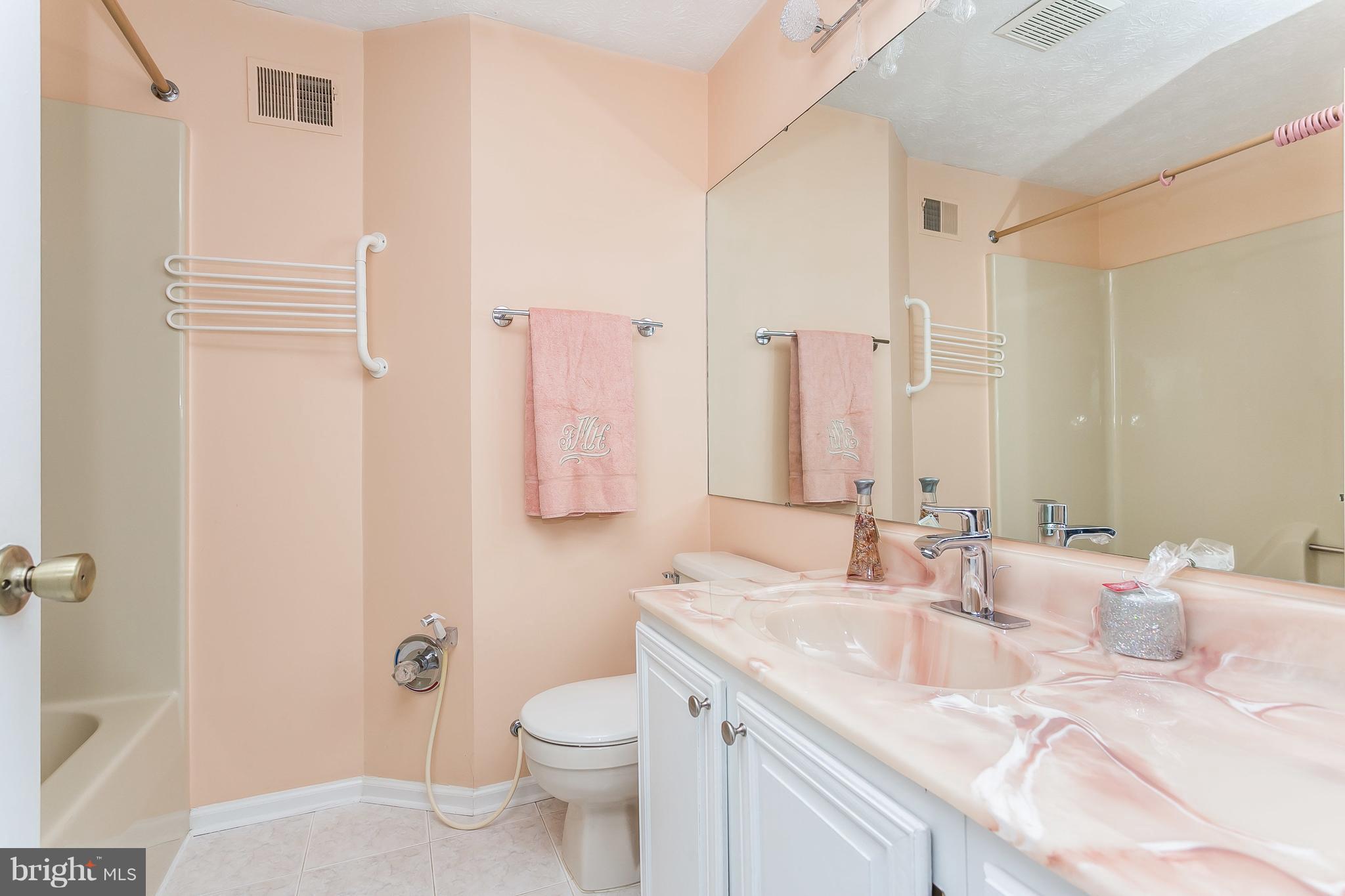 TIMBER GROVE - Residential