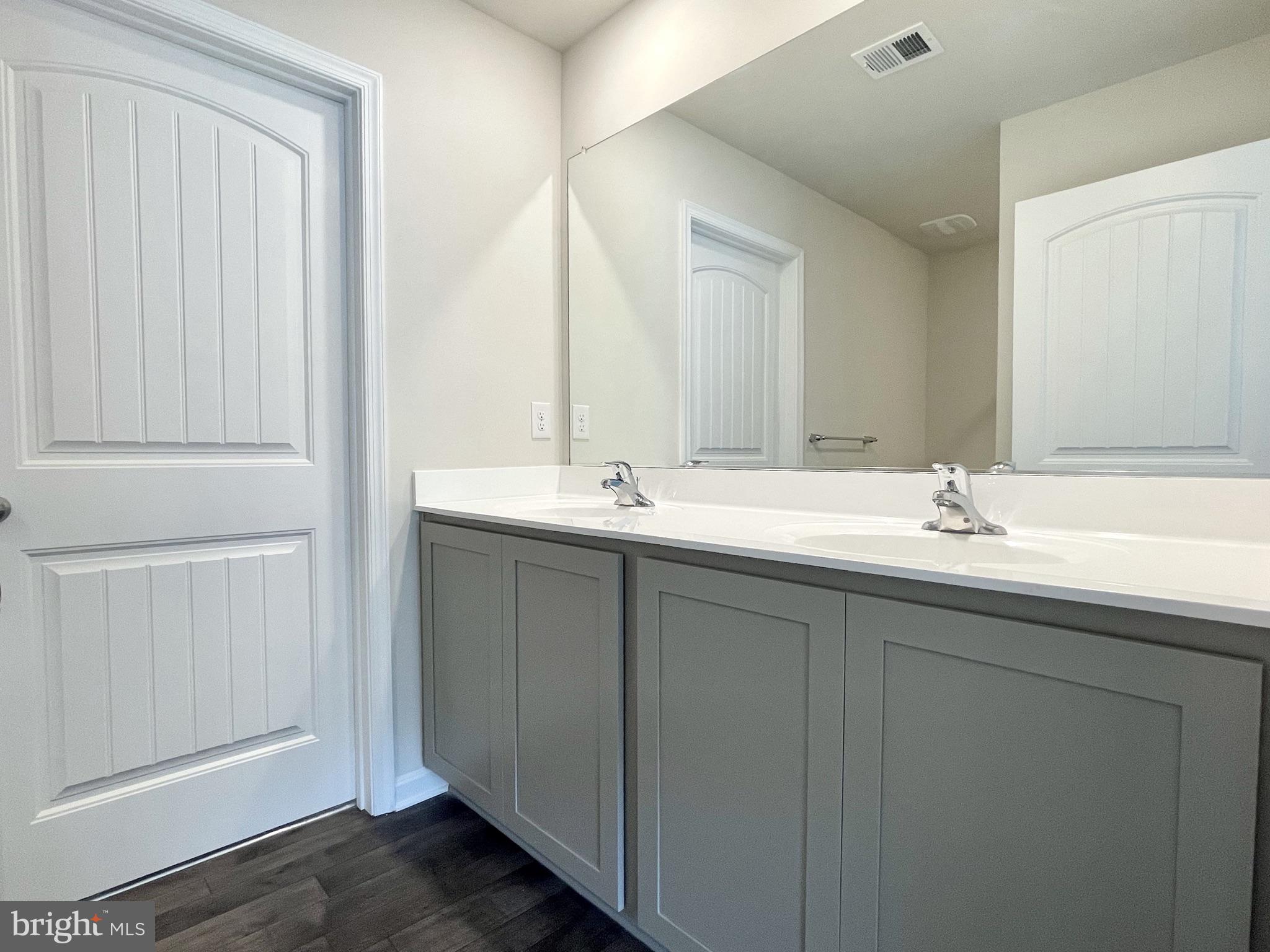 THE VILLAGE AT CHESTERTOWN - Residential