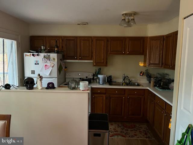 PARK FOREST VILLAGE - Residential